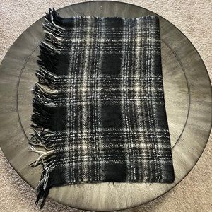 Steve Madden Blanket Scarf